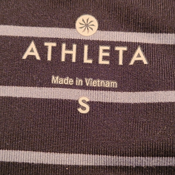 Athleta Chaturanga Striped Capri Legging - Picture 5 of 8